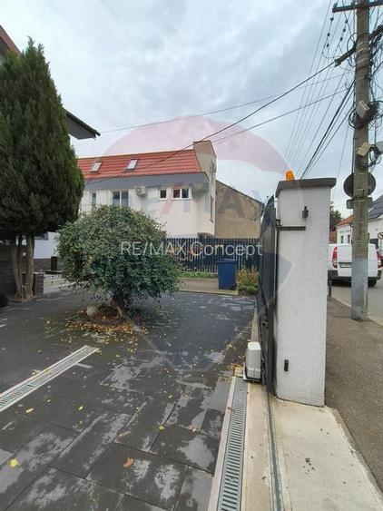 Spațiu comercial de închiriat - 18