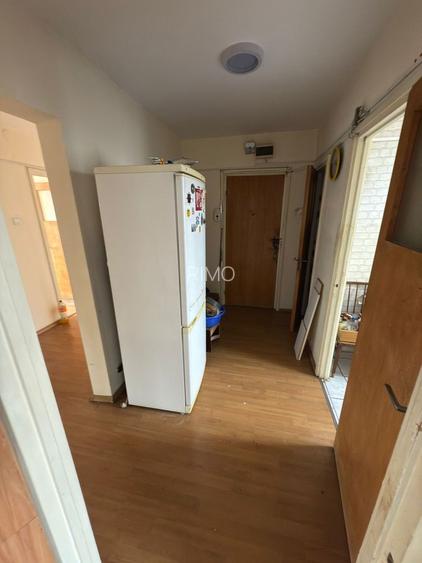 Apartament incapator, patru camere, Resita-Berceni, 120.000€ negociabil - 13