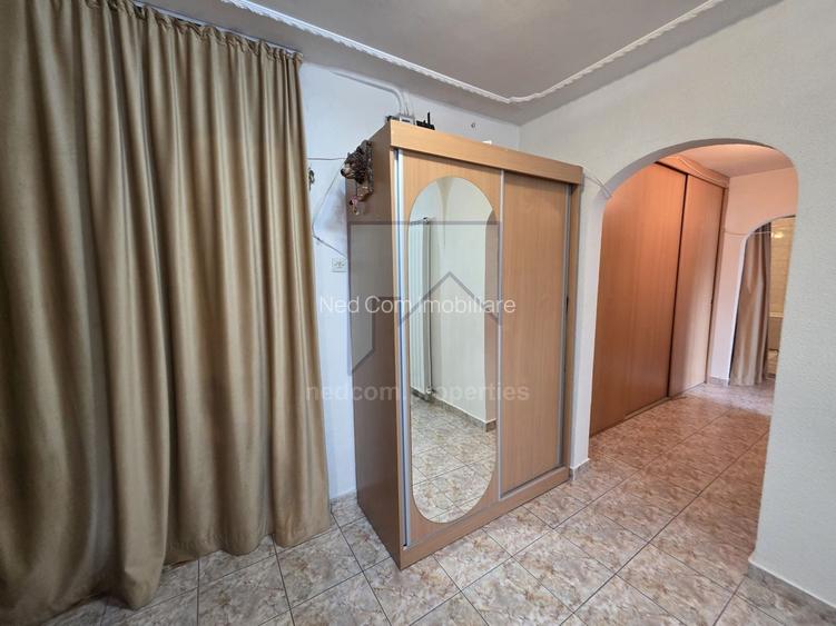 Vanzare apartament 3 camere Rahova - Barca - 10