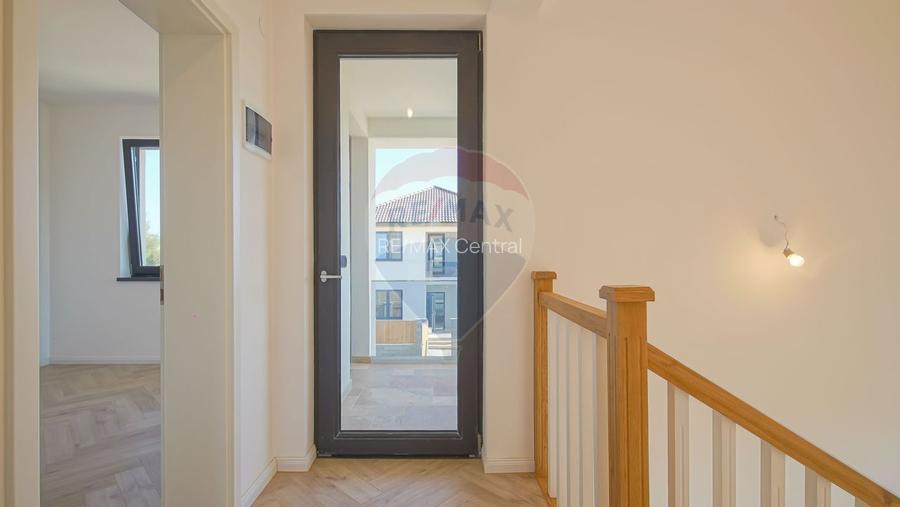 Casă / Vilă cu 5 camere de vânzare - 8