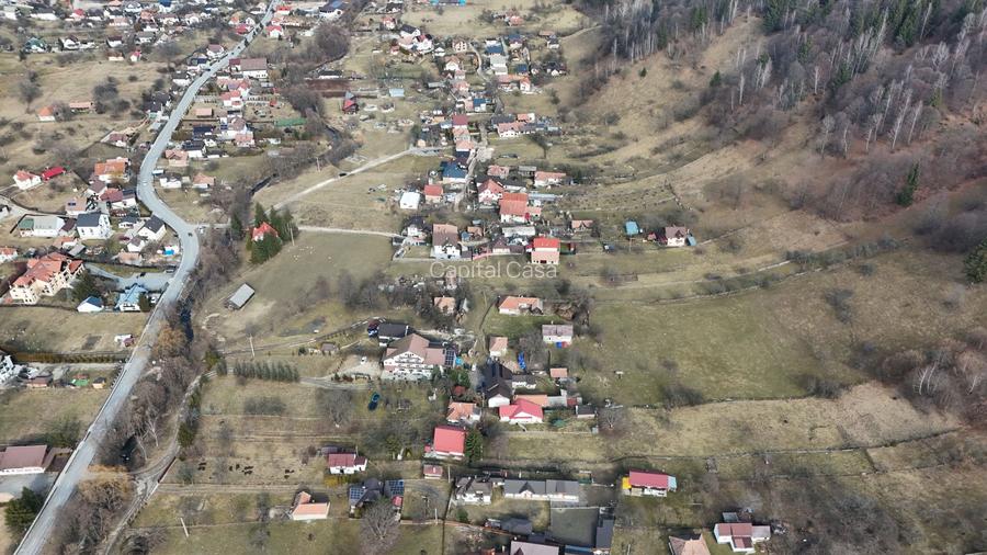 Teren de poveste pe coama muntelui – Vedere panoramică Piatra Craiului - 2