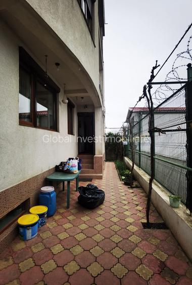 Navodari(Centru)- Casa D+P+2+T, construcție solidă, disponibila imediat - 4