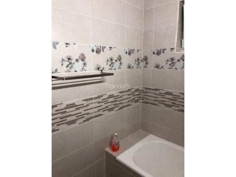 Inchiriez apartament 3 camere - 6