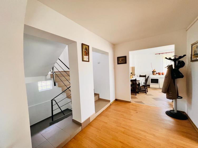 Casa individuala, teren 800 mp, comuna Mociu