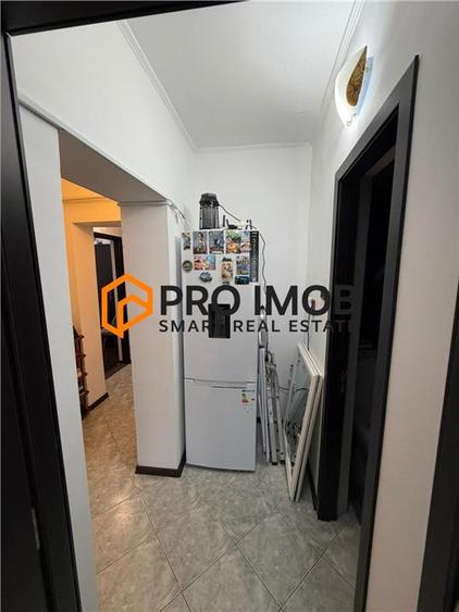 Apartament 3 camere cf 2 decomandat zona Sud