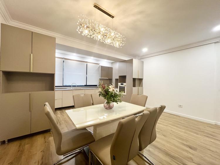 NOU / SUPERB / COMPLET MOBILAT SI UTILAT / SPATII GENEROASE