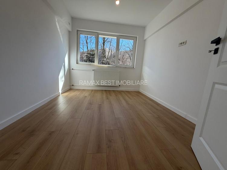 Titan, parcul Titanii, pe Zavideni, 10 minute metrou, renovat complet, bloc 4 et - 7