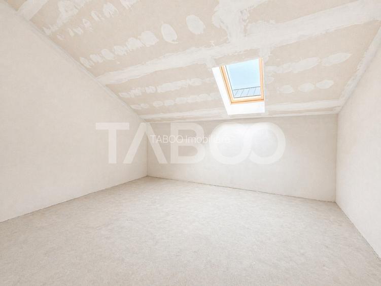 Casa tip duplex cu 4 camere si curte generoasa de vanzare in Tauti - 8