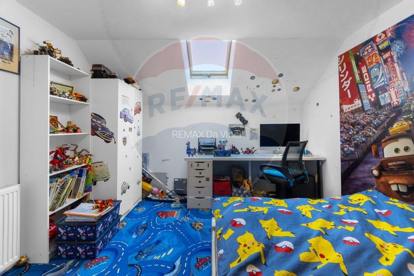 Casă / Vilă cu 4 camere de vânzare în zona Central - 15