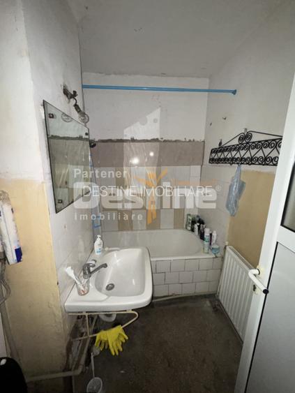 Apartament 2 camere etaj 3 - 7