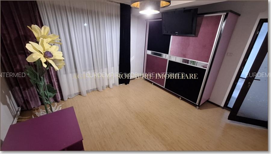 Apartament de inchiriat in Constanta, Km 4/ 5 - 5 camere - 12