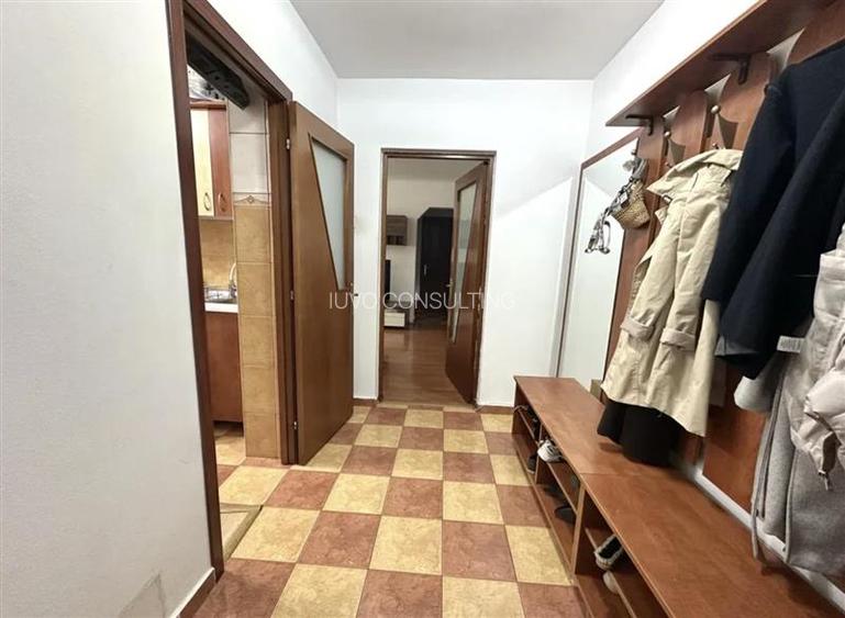 Vanzare Apartament 3 Camere Semidecomandat Giurgiului-Tatulesti - 2