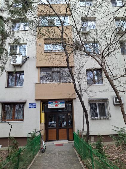 4Camere Crangasi  Metrou Piata - 20