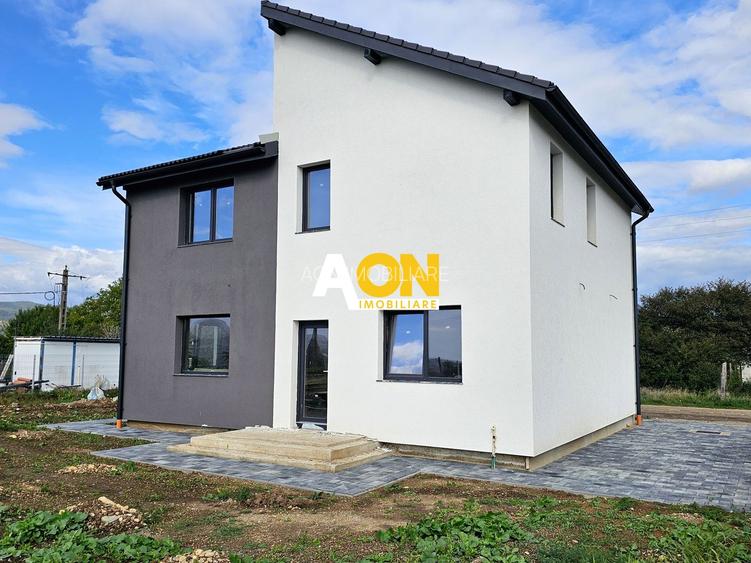 Casa semifinisata, 4 camere, 554 mp teren, Cetate - 2