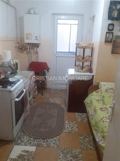 AP 2 camere, Progresu, Etaj 2, Confort 1 decomandat  - 50 mp - 4