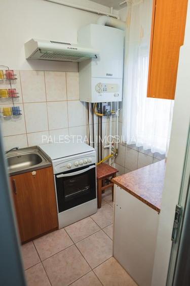 Garsoniera Tractorul,etajul 2,mobilata,58500 Euro neg - 5