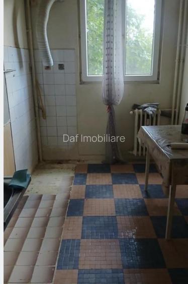 2camere -dristor metrou-bloc reabilitat - 4