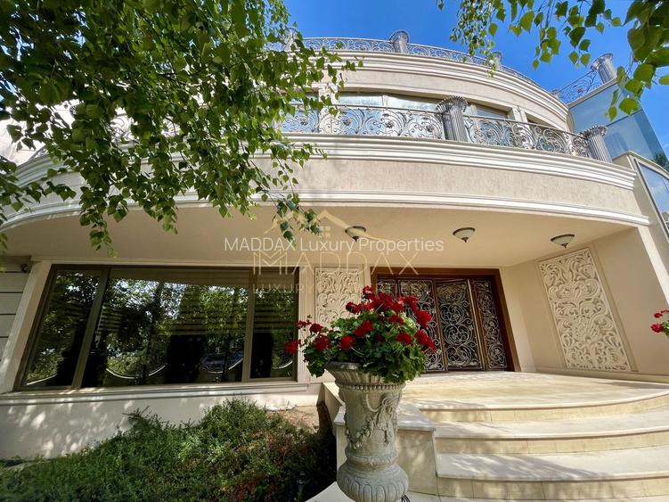 Impressive Villa *1500 SQM usable* 2613 SQM land / Open to the lake - 5