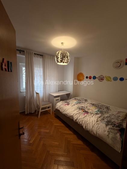 Apartament 3 camere - in bloc de 4 etaje, loc parcare inclus - 13