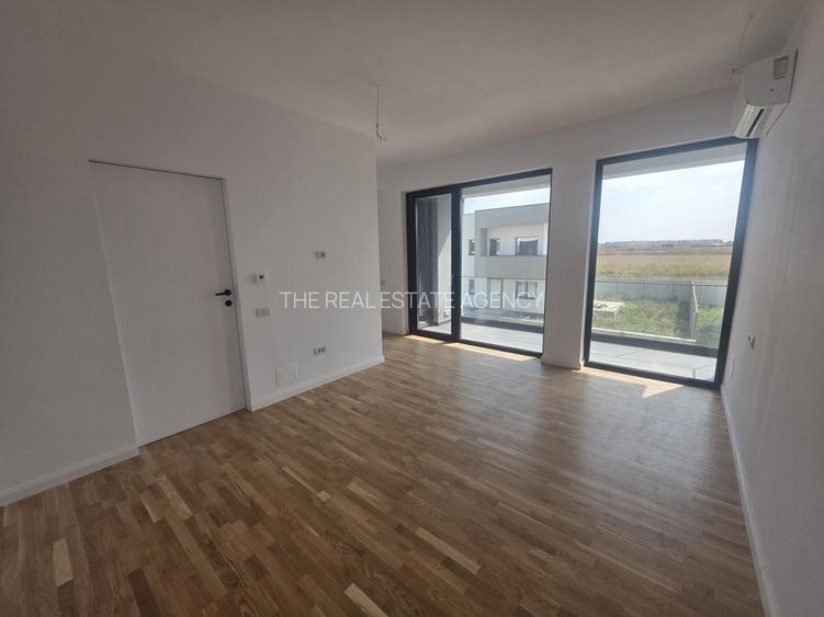 Vila LUX | 5 camere | TUNARI - 8