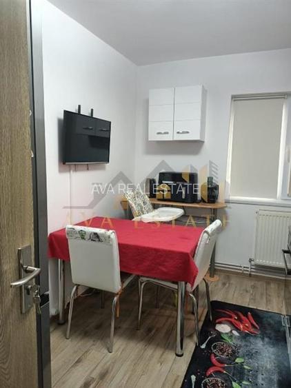 Apartament 3 camere | Decomandat, Et.2, 73 mp | Zona Lipovei - 4