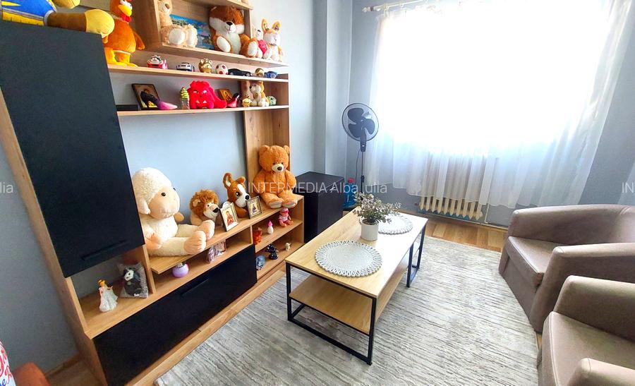 Apartament cu 4 camere decomandat Cetate-Mercur 2 bai 90 mp cu balcon si pivnita - 6