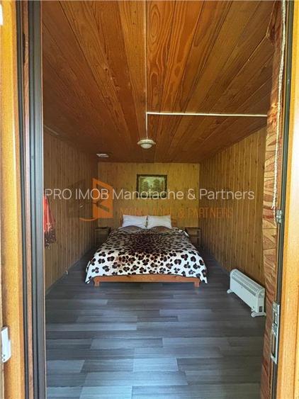 Ansamblu cabanute zona Cozieni - 4