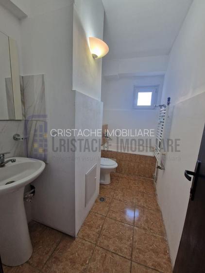 Spatiu comercial (birou), 4 camere nemobilat, Tineretului - 11