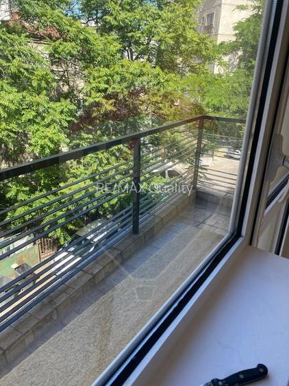 Vila – Etaj 2 + Mansardă de închiriat | Zona Vitan – București Mall - 15
