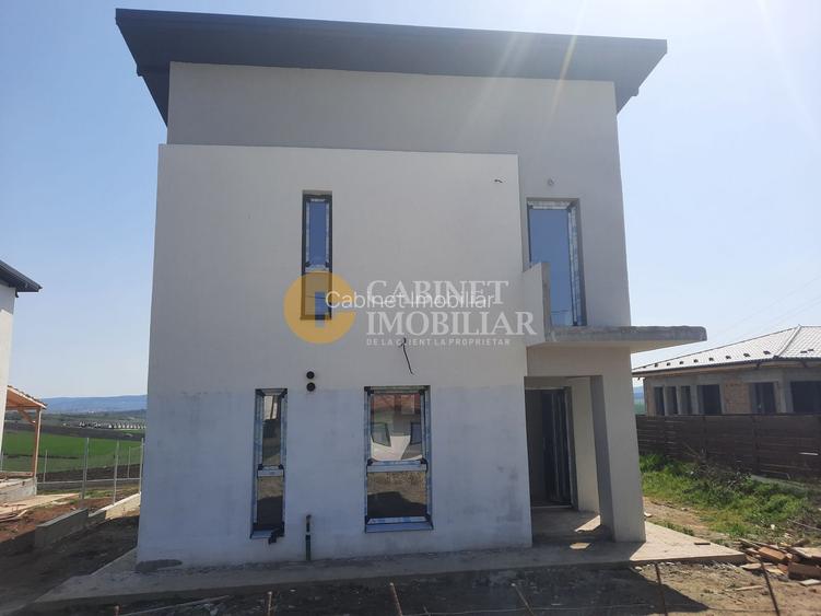 🏡 VILĂ DEOSEBITĂ MIROSLAVA - 2