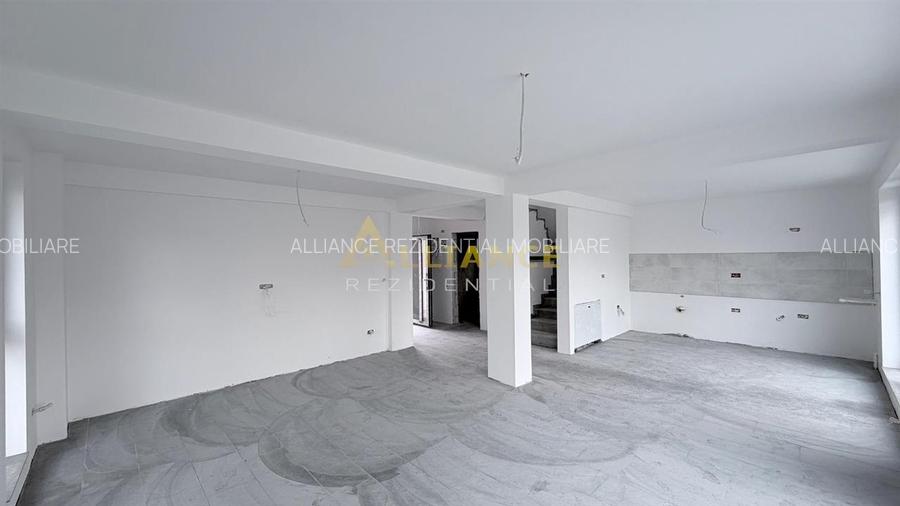 Casa Individuala - 5 camere - 3 bai - 400mp - 13