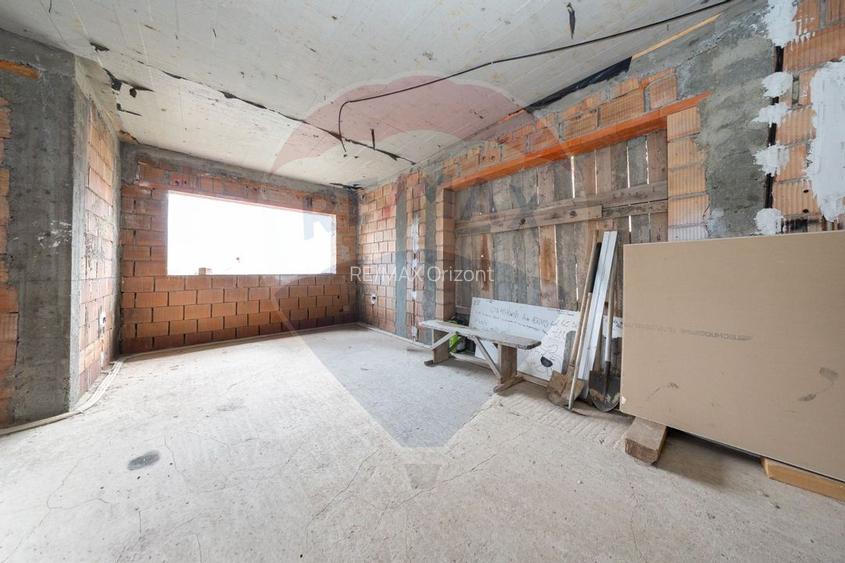 Casă P+1 la roșu + anexă mobilată - 26