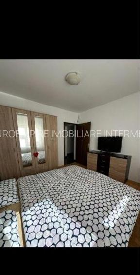 Apartament 3 camere decomandate zona Tomis 3 - 5