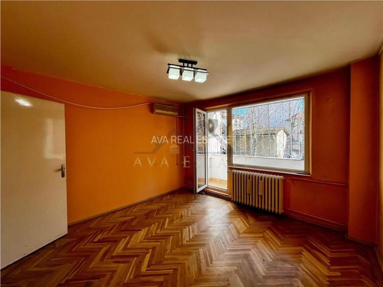 Apartament 4 camere | 99 mp | - Zona Punctele Cardinale - 8