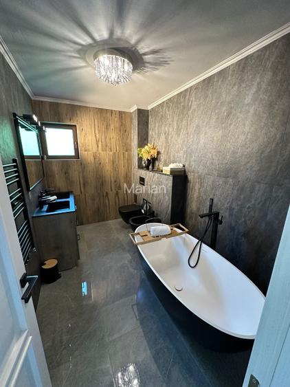 Casa Exclusivista , Pitesti ,Valea Mare , zona rezidentiala de Top . - 9