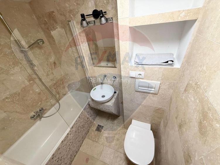 Apartament 4 camere, pe 2 niveluri si curte comuna în Centru - 7
