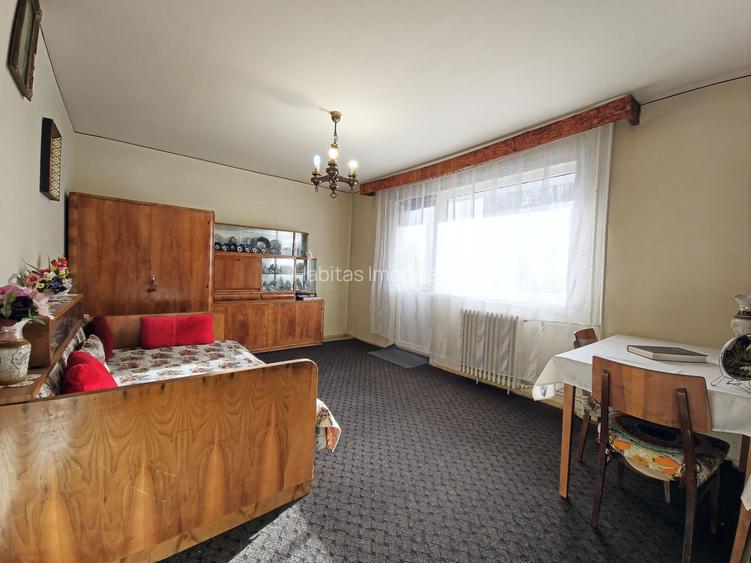 Apartament cu 4 camere, decomandat, etaj 2 din 4, Manastur - 3