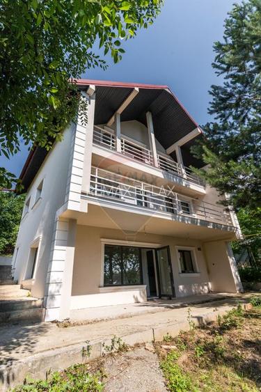 Casă de Vânzare 5 camere, 1000mp Teren - Visan, Iasi - Comision 0% - 1