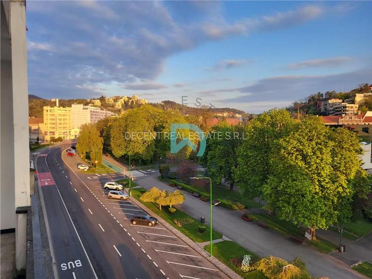 Ultracentral, ideal Airbnb-Booking, Priveliste superba , locatie unica - 11