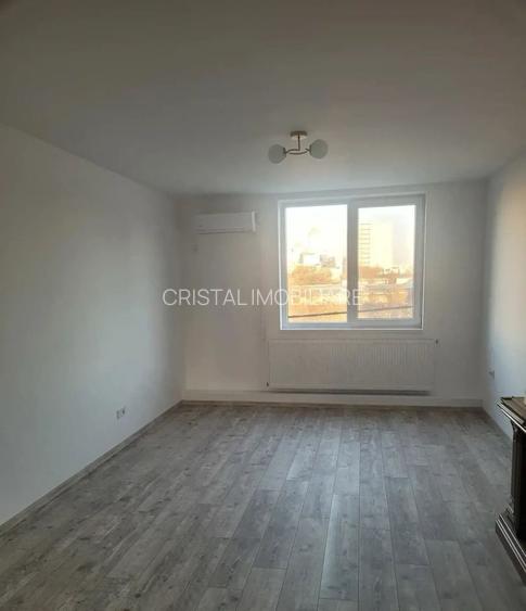 Garsoniera bloc nou, 38 mp, ideala birou/salon- 13 Septembrie - 2