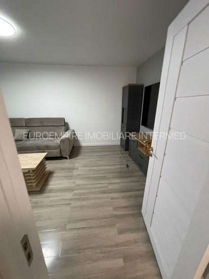 Apartament cu 2 camere de închiriat, zona km 4-5 - 2