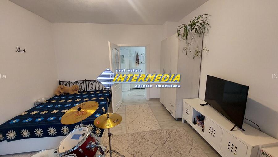 Casa cu 5 camere si teren generos de 1514 mp în centrul Sebesului - 10