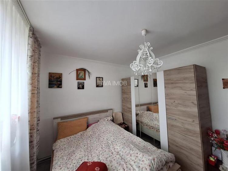 Apartament 2  camere decomandat , zona Mioritei - 3