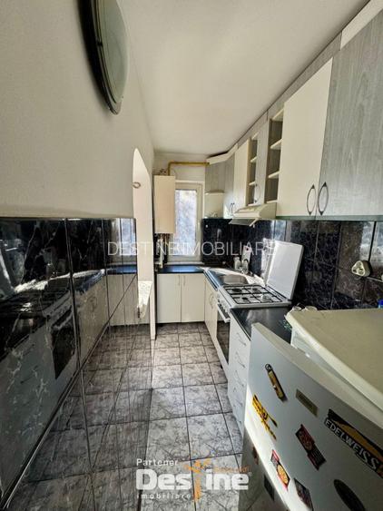 Podu Ros - Apartament 3 camere semidecomandat, MOBILAT si UTILAT - 10