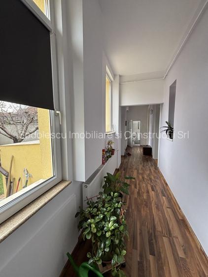 Vilă de închiriat zona Parvan - 16