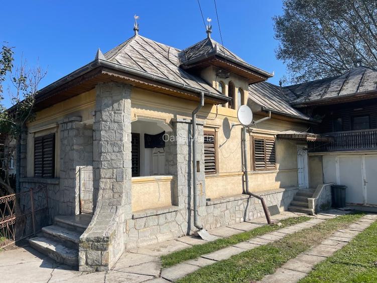 Casa de vanzare in judetul Dambovita – sat Motaieni - 2
