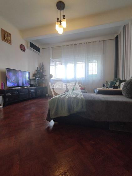 De vânzare: apartament 3 camere Piata Victoriei - parter înalt - 2