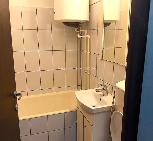 Garsoniera Galata, etaj intermediar, mobilata si utilata! - 7