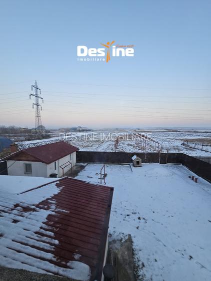 Casa cu etaj si mansarda, 7.200 mp teren, in comuna Probota  - 16