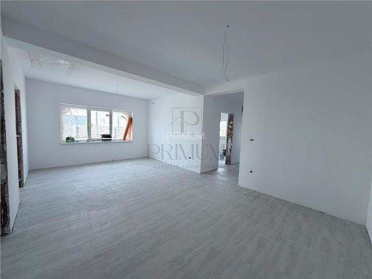 DUPLEX CU 3 BAI - TEREN 375 MP - BUCATARIE INCHISA - 4